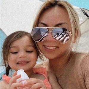 Meet your Posher, Nikki